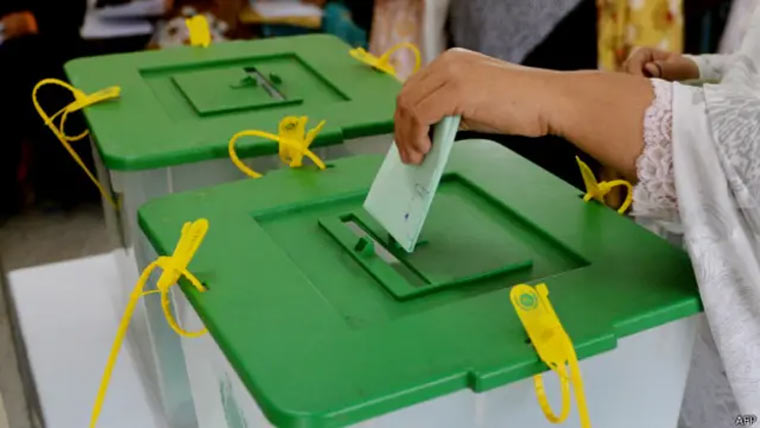 حکومت کی بلدیاتی الیکشن پارٹی  بنیادوں پرکرانے کی یقین دہانی