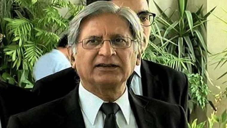 ٹرمپ نے ایران سے جنگ کر کے غلطی کی:اعتزاز احسن