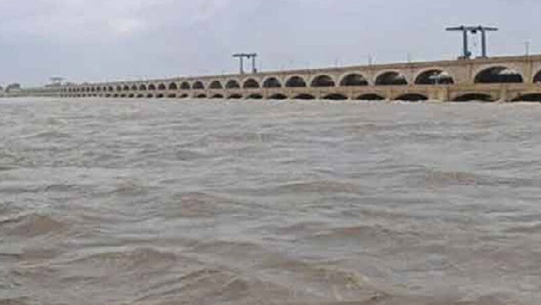 سیلاب سے بچائو کیلئے دریائے چناب پر بند بنانے کا آ غاز 