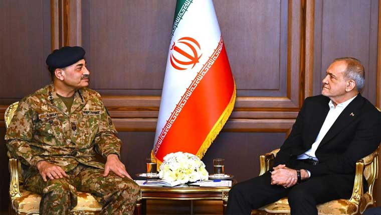 فیلڈ مارشل عاصم منیر کا دورہ ایران مکمل، مسائل کے پرامن حل پر زور : آئی ایس پی آر 