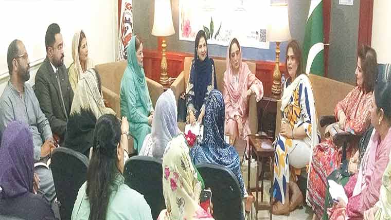 خواتین کو محفوظ و باوقار ماحول کی فراہمی ترجیح : ڈاکٹر نجمہ 