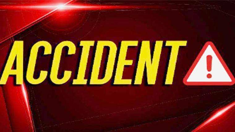 تیز رفتار موٹر سائیکل سوار حادثے  کا شکار نوجوان کی ٹانگ ٹوٹ گئی