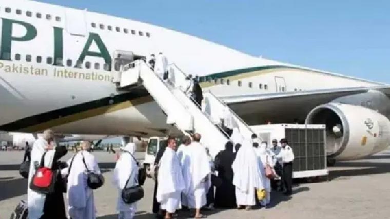  روڈ ٹو مکہ:اسلام آباد سے پہلی حج پرواز مدینہ منورہ پہنچ گئی 