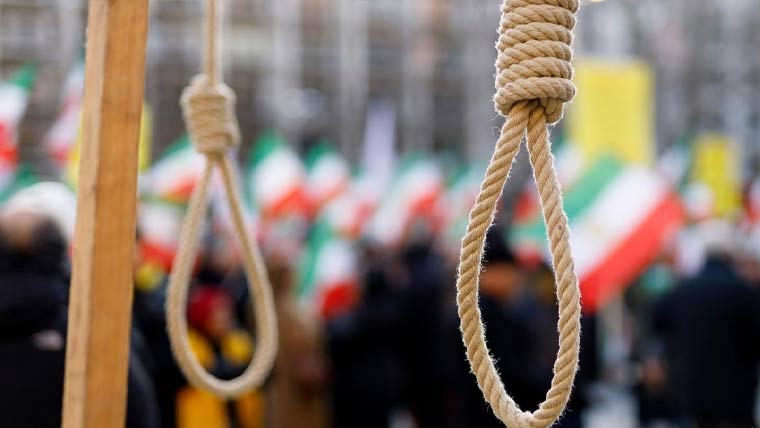ایران :اسرائیل کیلئے جاسوسی کا الزام  عوامی مجاہدین کے 2ارکان کو پھانسی 