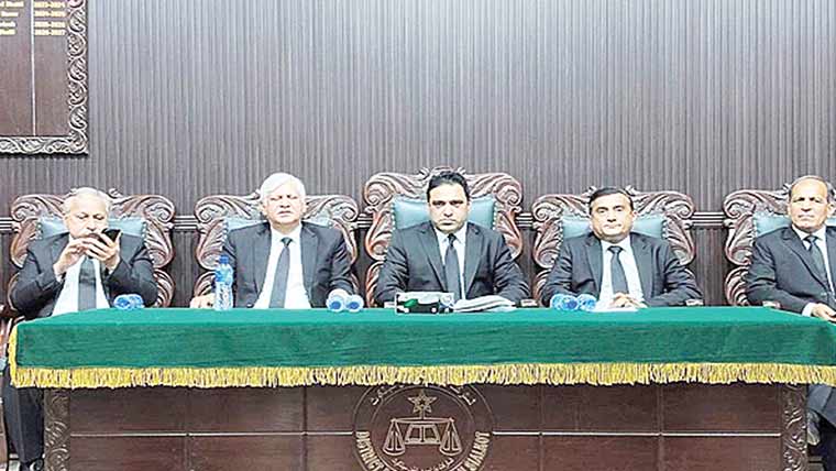 بائیومیٹرک سسٹم کے تحت انصاف کی فراہمی ناممکن:وکلا 