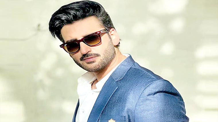 اداکار آغا علی شوٹنگ کے دوران زخمی ہو گئے