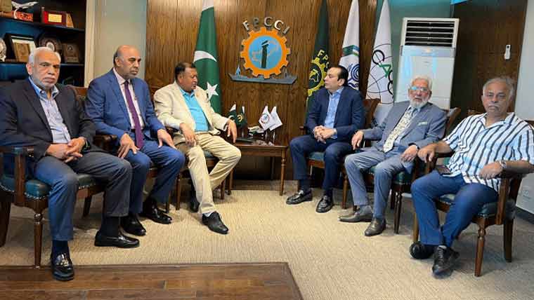 سارک چیمبر کے صدر چندی راج ڈھکل کا ایف پی سی سی آئی کا دورہ