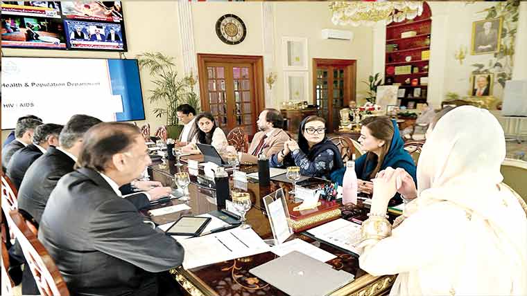  مہلک بیماریوں سے بچاؤ کیلئے آگاہی مہم چلانے کا فیصلہ ، خود لیڈ کرونگی : مریم نواز