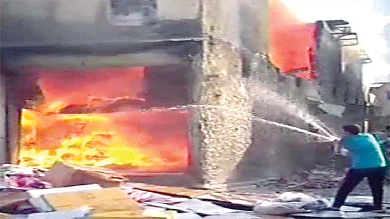  آگ لگنے سے سامان جل کر راکھ 