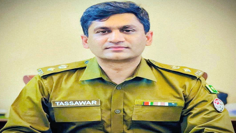 انسداد جرائم کارروائیاں،سی سی  ڈی اہلکاروں میں انعامات تقسیم