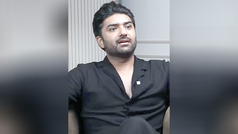 میں نے والد سے سخت بیانات  میں نرمی لانے کو کہا:دراب خلیل