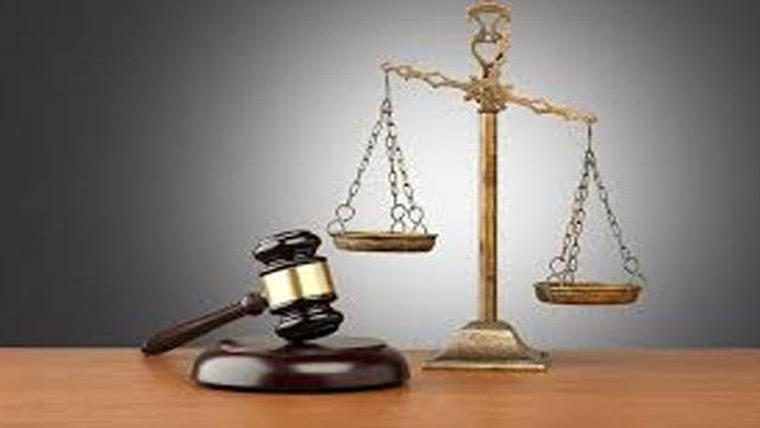 سول کورٹ کے باہر ہر چکر پر 70روپے پارکنگ وصولی 