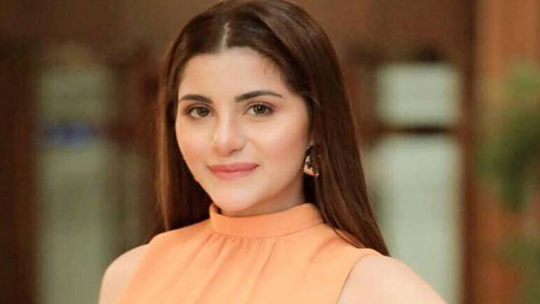 سوہائے علی ابڑو کی شوہر سے  علیحدگی کی خبریں زیر گردش 