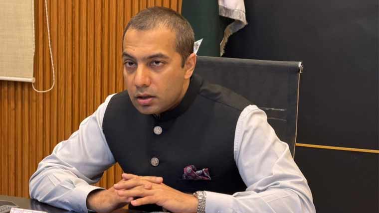 سکولوں ،کالجز،ہسپتالوں کی سکیموں کو  فوری طور پر زیر غور لایا جائے ،ڈپٹی کمشنر 