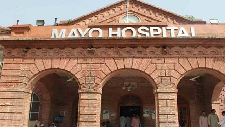 میوہسپتال:ایکسرے مشین کارزلٹ  کلیئر نہ ہونے سے مریض پریشان 