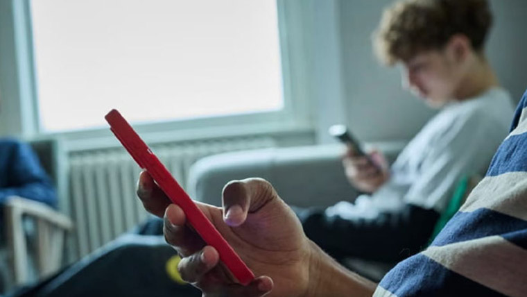 ناروے کا 16سال سے کم عمر بچوں کیلئے  سوشل میڈیا پر پابندی لگانے کا اعلان 