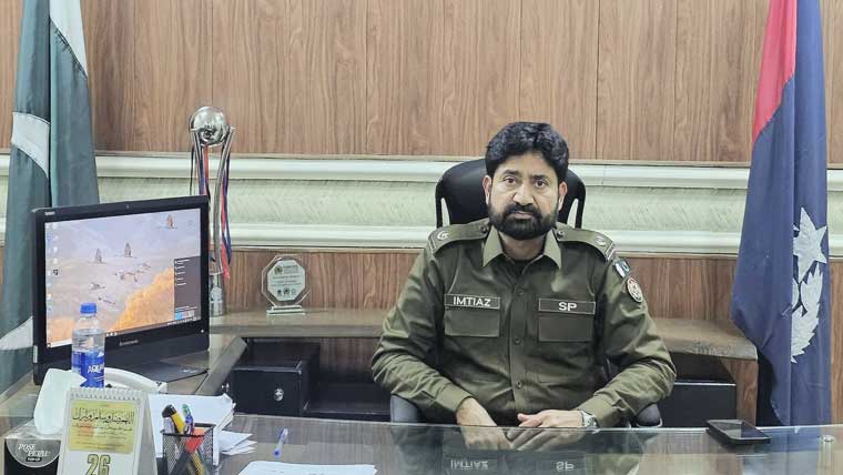 ایس پی جڑانوالہ کا جرائم پیشہ عناصر  کیخلاف کریک ڈاؤن تیز کرنے کا حکم 