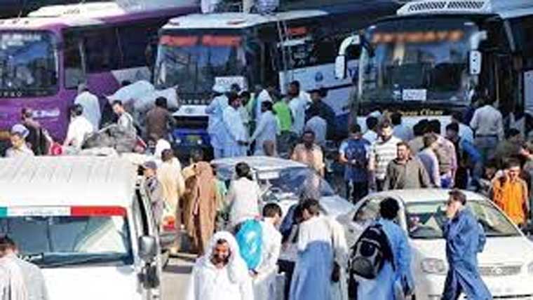 پٹرول مہنگا، ٹرانسپورٹرز نے کرایوں میں 5 فیصد اضافہ کردیا