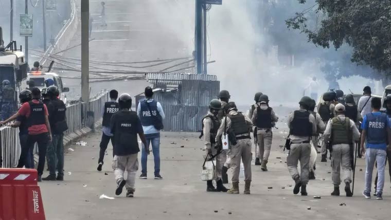 بھارت:منی پور میں نسلی فسادات  فائرنگ سے 3افراد ہلاک 