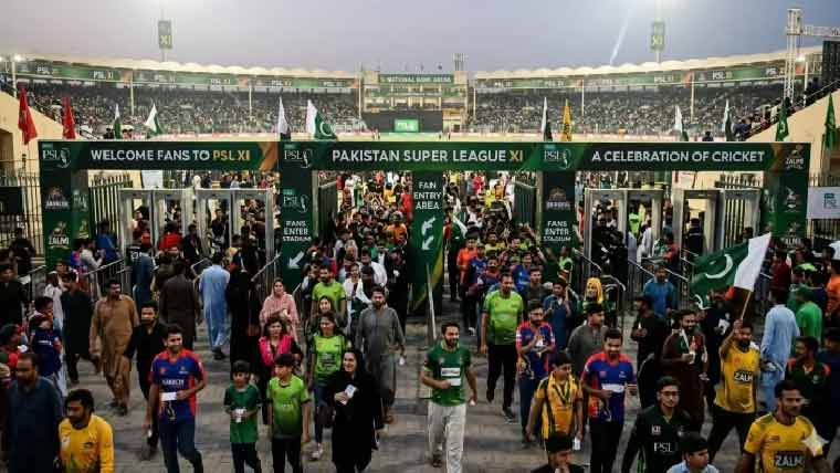 پی ایس ایل فائنل میں شائقین کو سٹیڈیم آنے کی  اجازت 