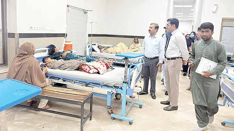  ڈی سی جھنگ کا ڈی ایچ کیو ہسپتال میں بہتر سہولیات کا حکم 