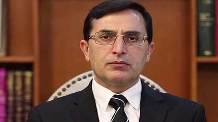 اداروں سے لڑائی نہیں، ملکی مفاد کی سیاست کر رہے :بیرسٹر گوہر