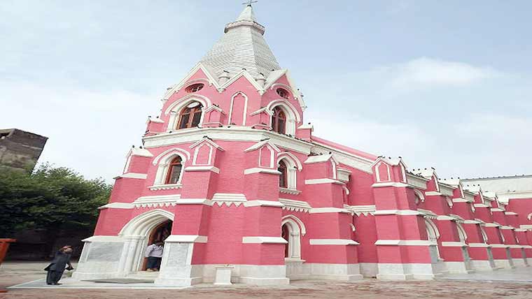   گرجا گھروں پر اہلکاروں تعینات 