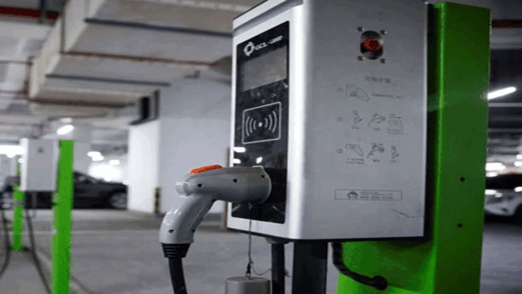 ای وی چارجنگ اسٹیشنز کیلئے این او سی کے اجرا میں تاخیر 