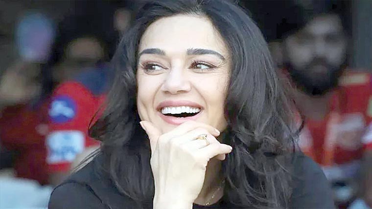 پریتی زنٹا کا خود کو ‘ٹرافی’ کہے  جانے پر سخت ردِعمل