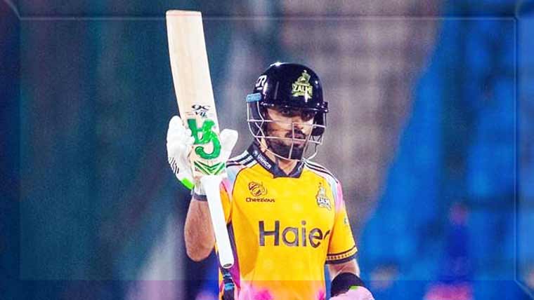 بابر اعظم کے چوتھی مرتبہ  پی ایس ایل میں 500رنز 