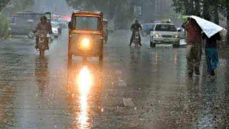 لاہورسمیت کئی علاقوں میں بارش،بلوچستان میں 4ہلاکتیں