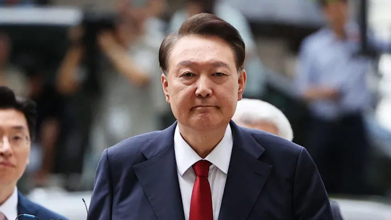 سکیو رٹی اہلکاروں کو غیر قانونی ہدایات سابق جنوبی کورین صدر یون سُک  کی سزا بڑھا کر7سال قید کر دی گئی