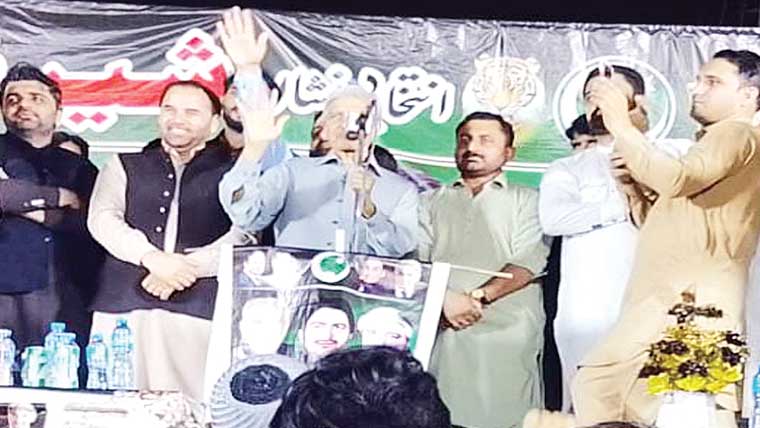 نواز شریف کا وژن ہی ملک کو  معاشی استحکام دلا سکتا ہے :رانا شمیم 