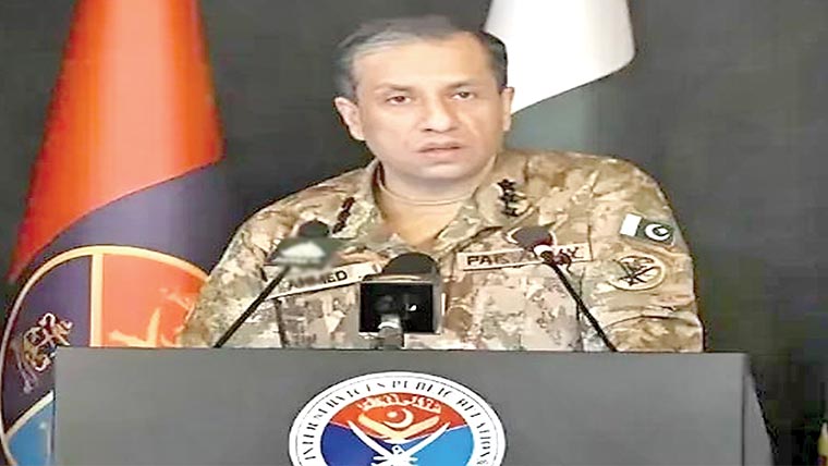 آبادی  چارگنا  بڑھ  گئی  اور  وہی  چار  صوبے  ہیں  اچھی  حکمرانی  کیلئے  ری  سیٹ  کی  ضرورت  ہے  تو  اسے  ہوجانا  چاہیے:مسائل  حل  نہیں  ہورہے،گڈگورننس  کیلئے  کچھ  کرنا  پڑیگا:ترجمان  پاک  فوج