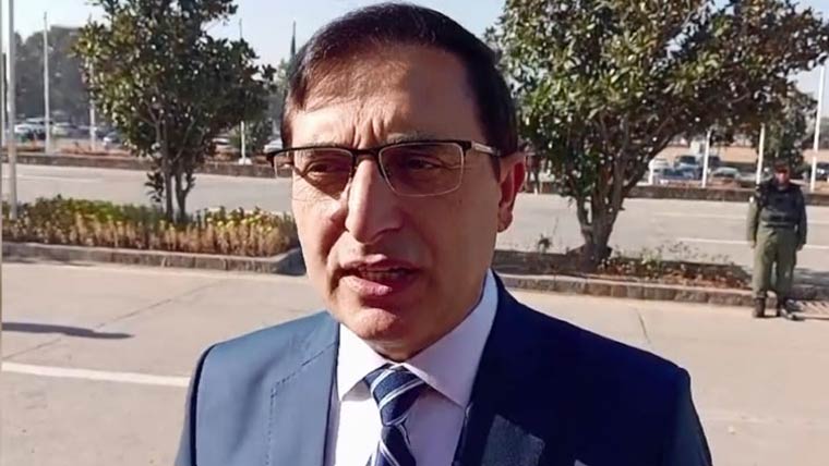 100صوبے بنا لیں، پھر بھی پی ٹی آئی جیتے گی :بیرسٹر گوہر