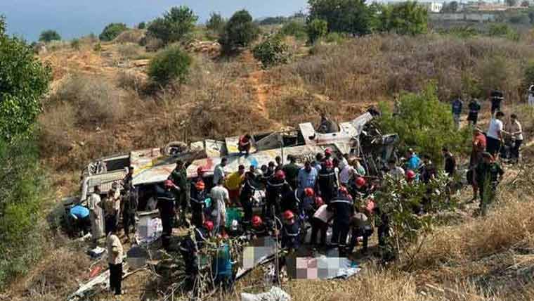 الجزائر میں بس کھائی میں گرنے  سے 25افراد ہلاک، درجنوں زخمی