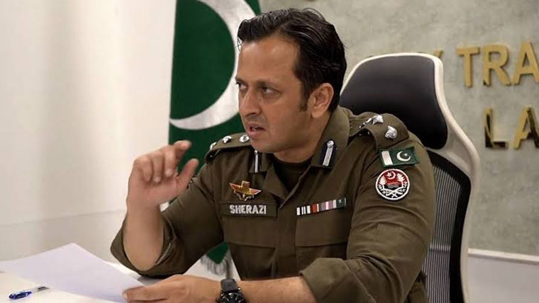 ڈرائیونگ لائسنس سینٹرز پر شہریوں کیلئے سہولتوں کی ہدایت