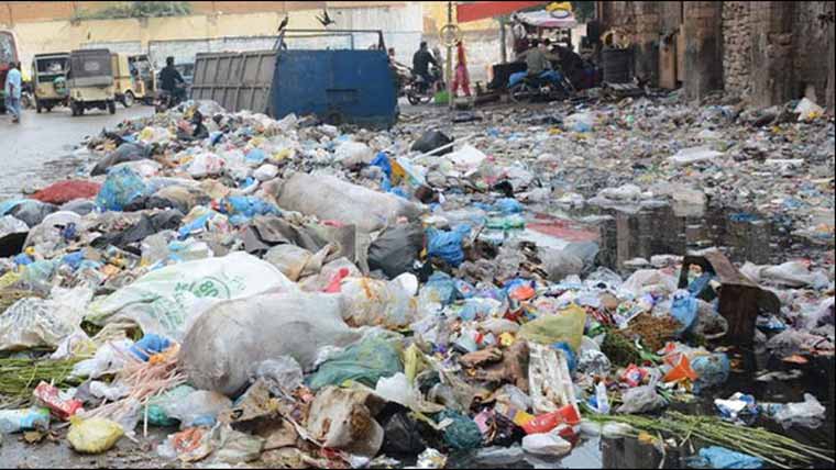 ضیاالحق روڈ پر کوڑا کرکٹ کے  ڈھیروں کو فوری اٹھانے کے احکامات 