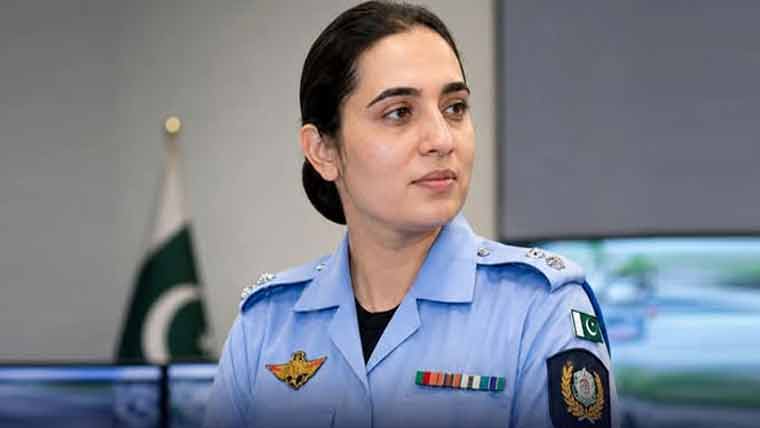 سی ٹی او اسلام کی سری نگر ہائی وے پر  زیرو وائلیشن ڈے کے حوالے سے  ڈیوٹی پر تعینات افسران سے ملاقات 