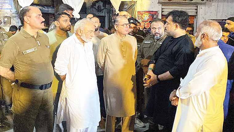  چہلم کے جلوس ، ڈی پی ا و چنیوٹ کی منتظمین سے ملاقات