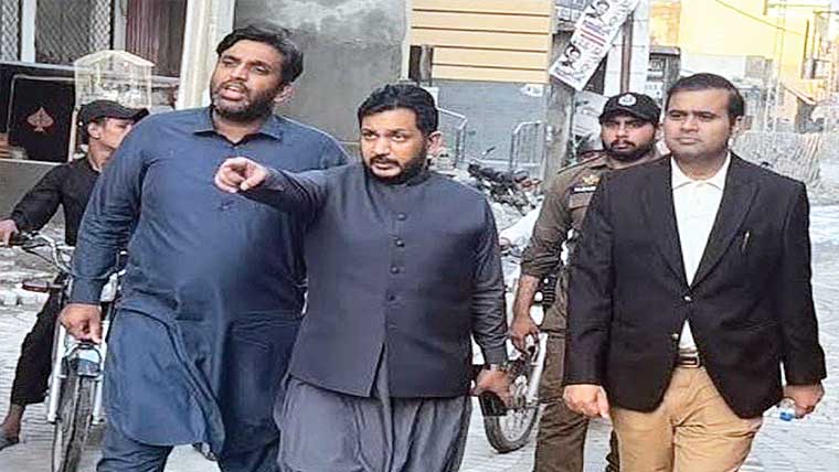 ایڈمنسٹریٹر میونسپل کارپوریشن سیالکوٹ  کی جانب سے جلوس روٹس کا معائنہ 