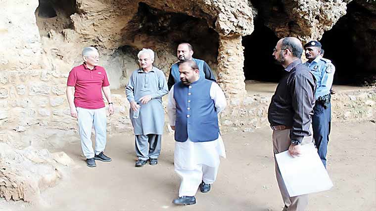شاہ اللہ دتہ کو عالمی بدھ مت ہیریٹیج سائٹ بنائینگے،اورنگزیب کھچی