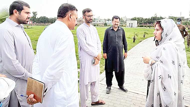 ڈی سی کاواٹر سپلائی سٹیشنز کا دورہ، بلا تعطل پانی فراہمی کی ہدایت