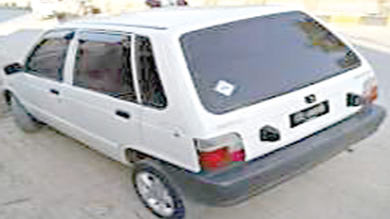 گھر کے باہر کھڑی گاڑی کو آگ لگا دی