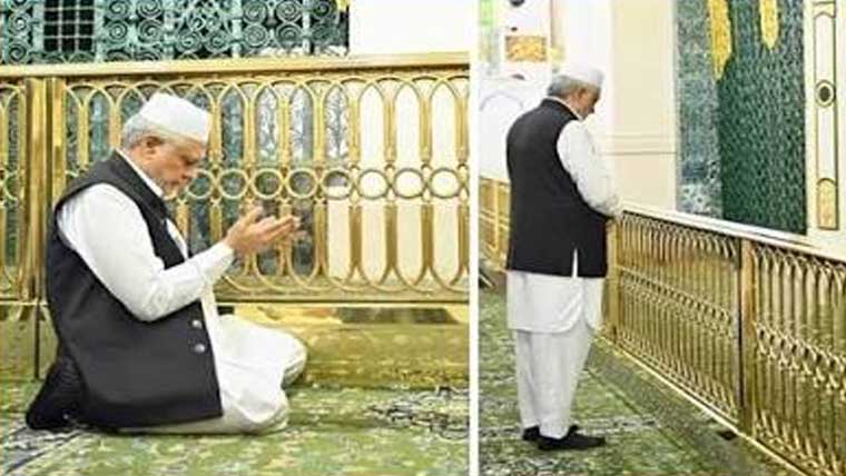 اسحاق ڈار کی مسجد نبوی ﷺ  میں حاضری، ملکی ترقی کیلئے دعا