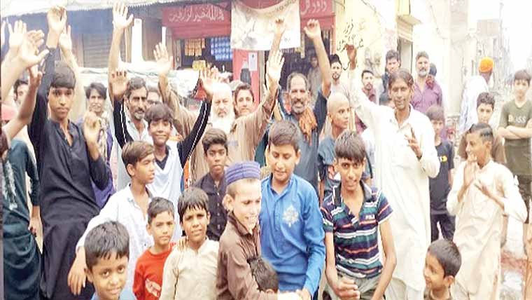 این اے 100 میں نکاسی آب کا نظام درہم برہم