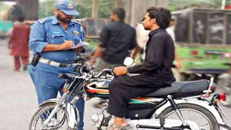وارڈنز کو چالان اہداف پر لگا دیا گیا : ہدف مکمل نہ کرنے پر سزائیں 