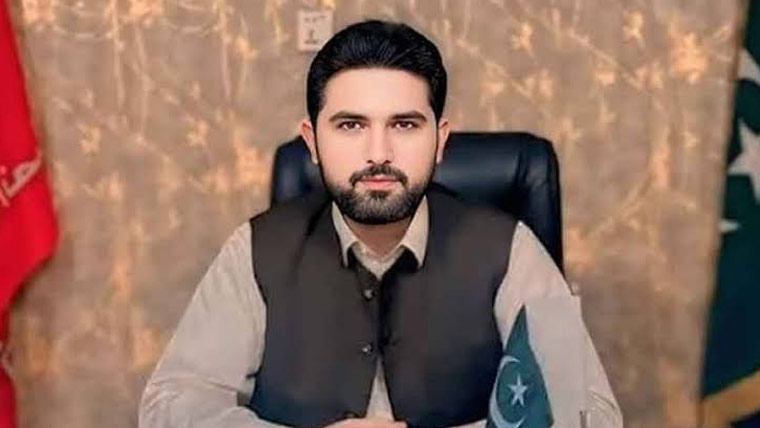  لانگ مارچ روکنے کا اختیار صرف عمران کے پاس :آفریدی