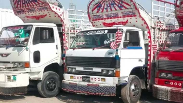 ایڈیبل  آئل  ٹینکرز  کی  بھی  گڈز  اور  منی  مزدا  ٹرانسپورٹ  کیساتھ  مل  کرہڑ تال