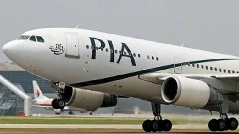 پی آئی اے کی پاکستان سے سعودی عرب کی پروازیں 18گھنٹے تک تاخیر کا شکار 